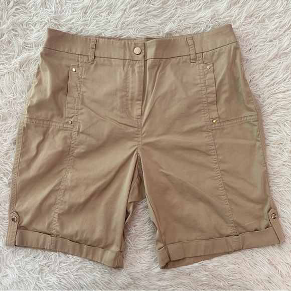 Chico’s 1P Petite Bermuda Shorts Khaki Tan Utility Style Mid-Rise - Picture 9 of 11
